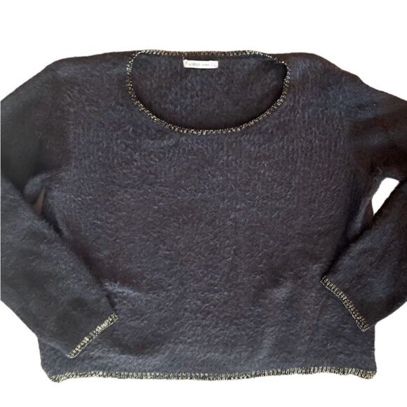 Gemo charcoal gray soft fuzzy sweater w gold metallic neck & /sleeve trim sz L - Picture 1 of 8
